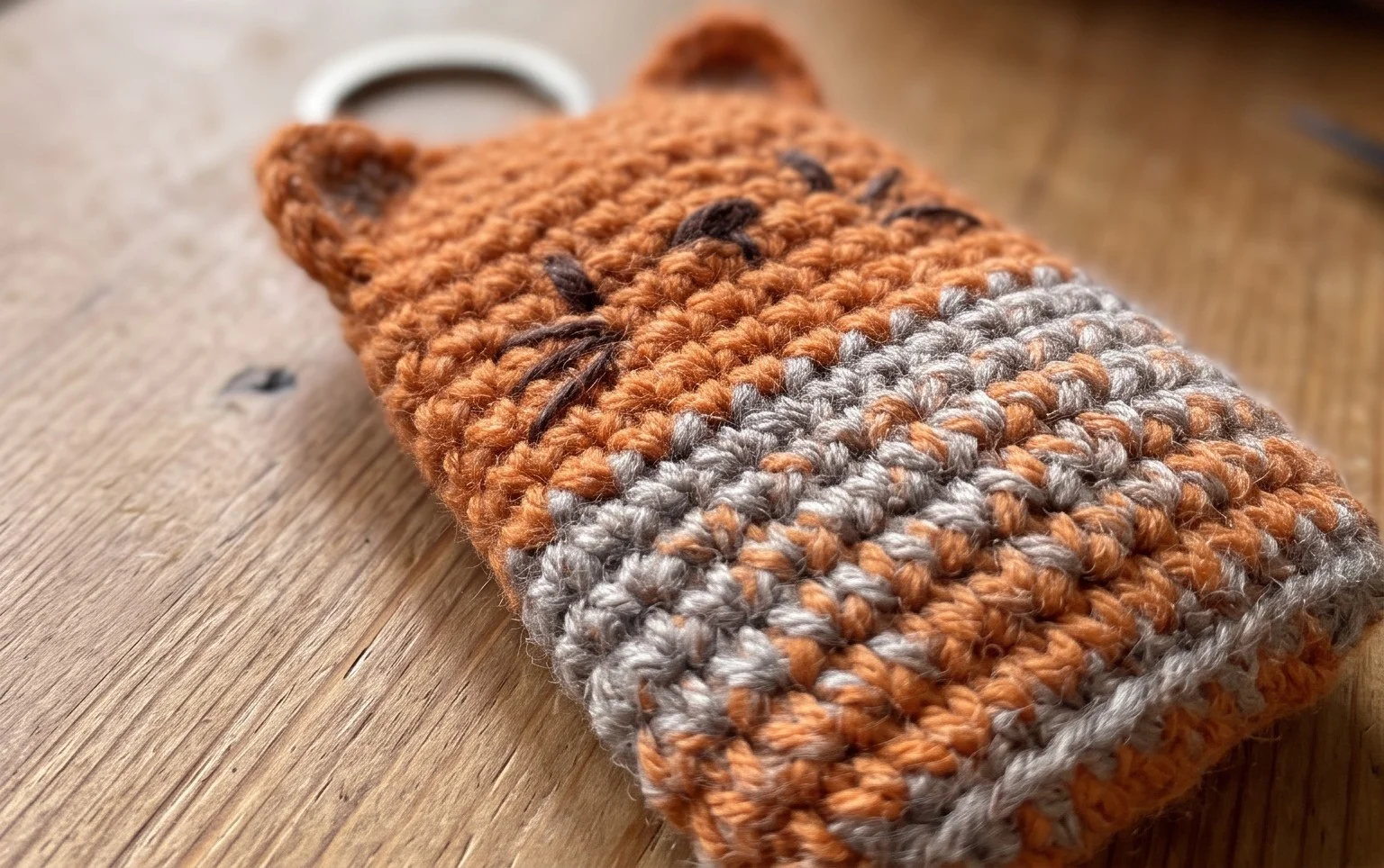 Free Cat Amigurumi Pattern by DIY Fluffies crochet patterns